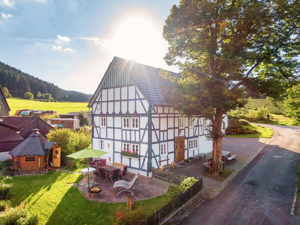 Vila Ortmanns Eulennest Finnentrop Exteriér fotografie